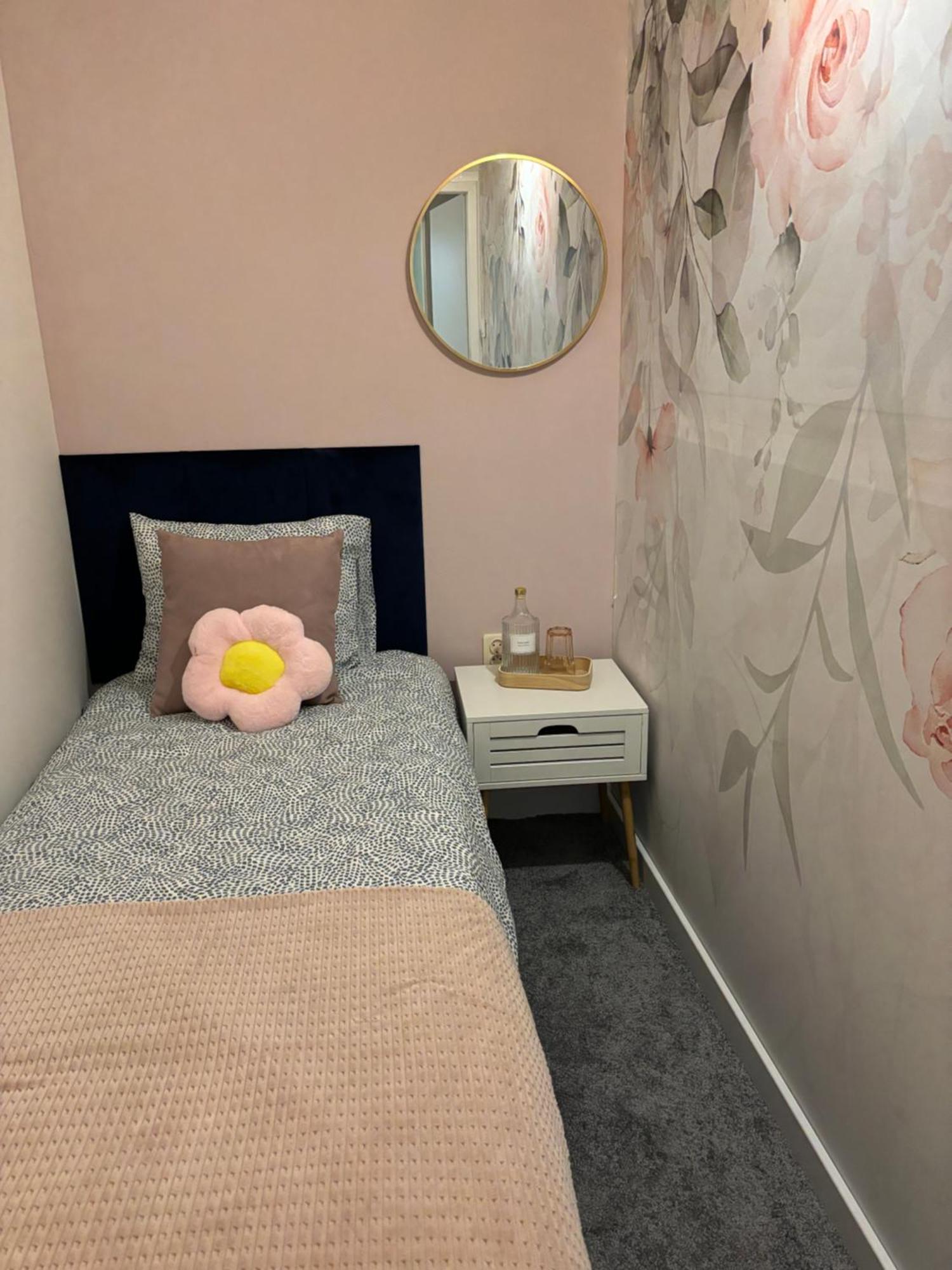 Shespace Apartrooms كراكوفيا المظهر الخارجي الصورة